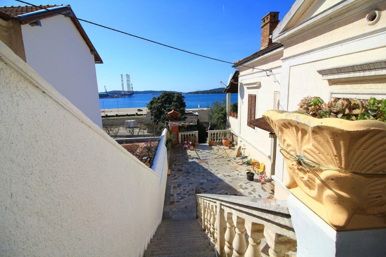 Apartman Maja Πούλα Εξωτερικό φωτογραφία